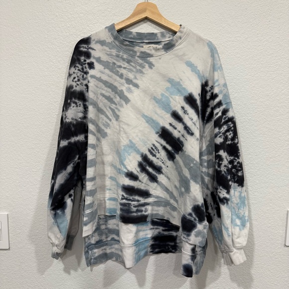 Electric & Rose Tops - Electric & Rose Cloudy Blue Tie-Dye Sweatshirt - L